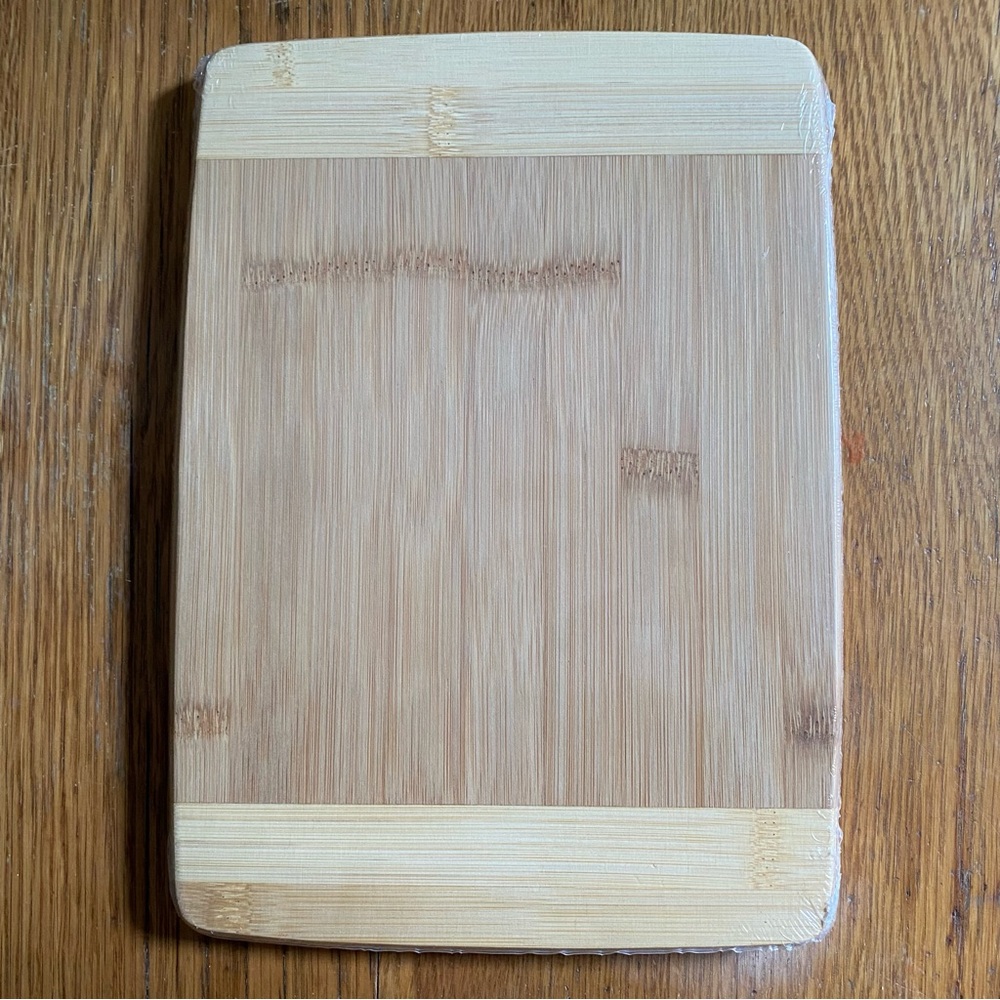 New Sealed Berghoff Small Bamboo Rectangular Cutting Board - Two-Tone